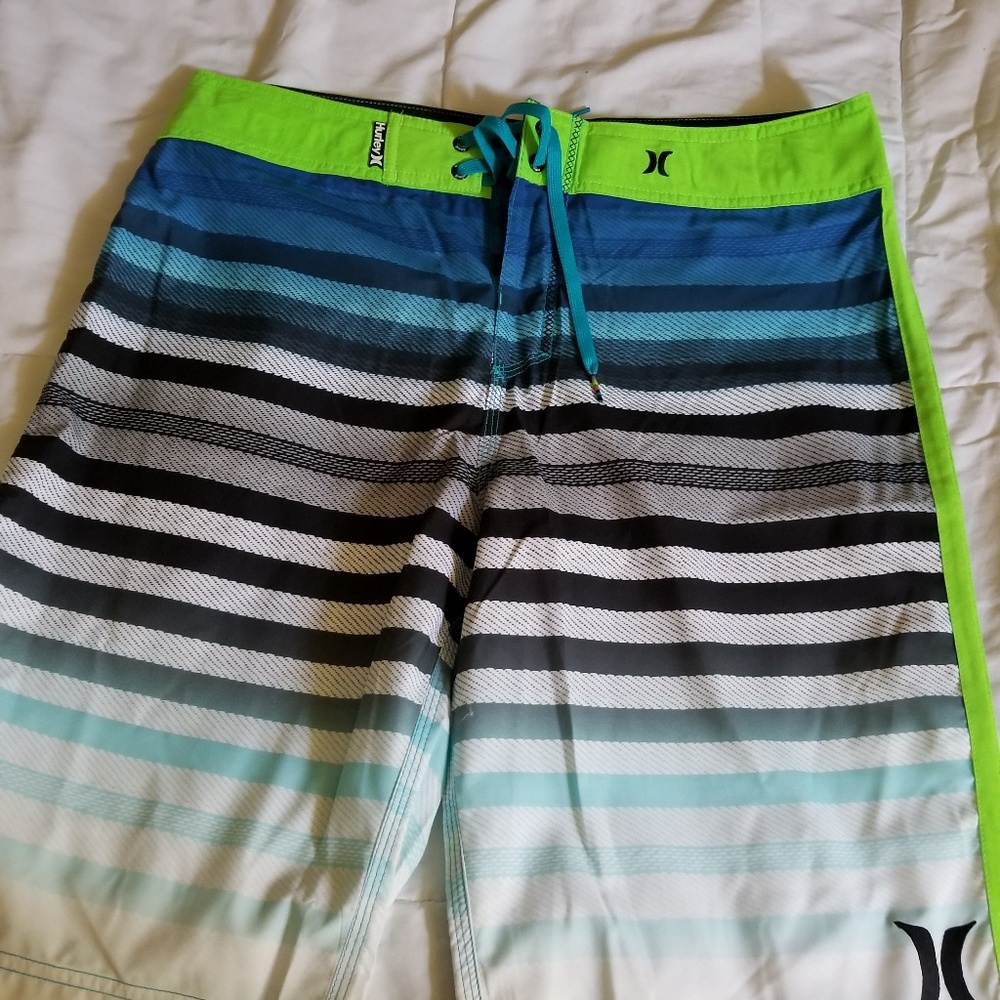 Men's Hurley Board Shorts. Size 34.